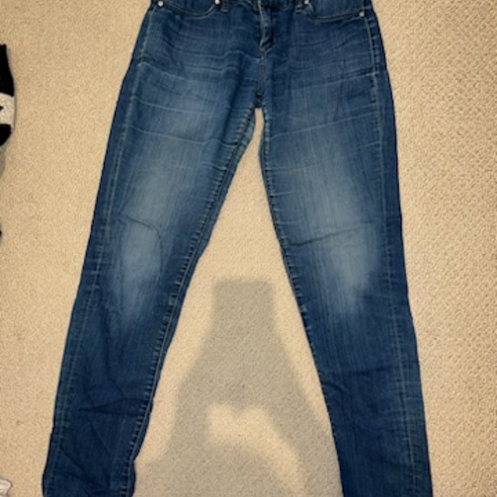 BLANK NYC Straight Leg Jean Size 26